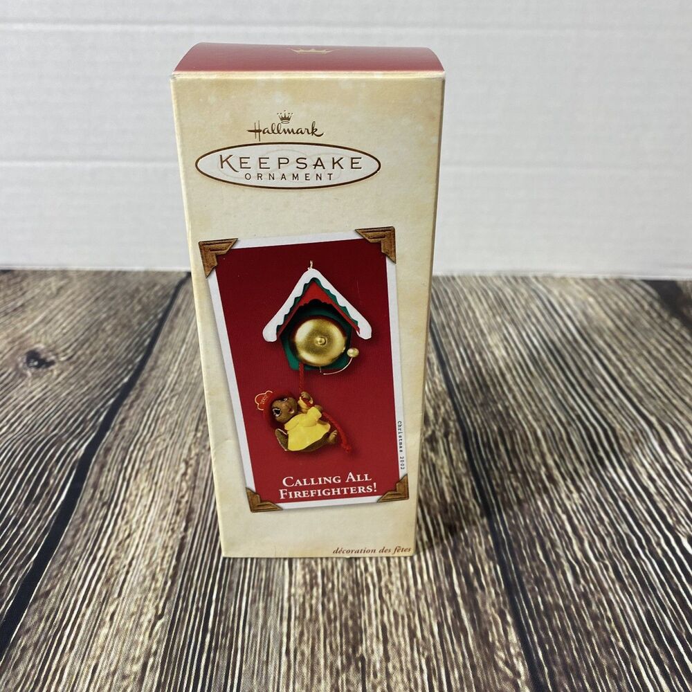 2002 Hallmark Keepsake 'Calling All Firefighters' Holiday Ornament New